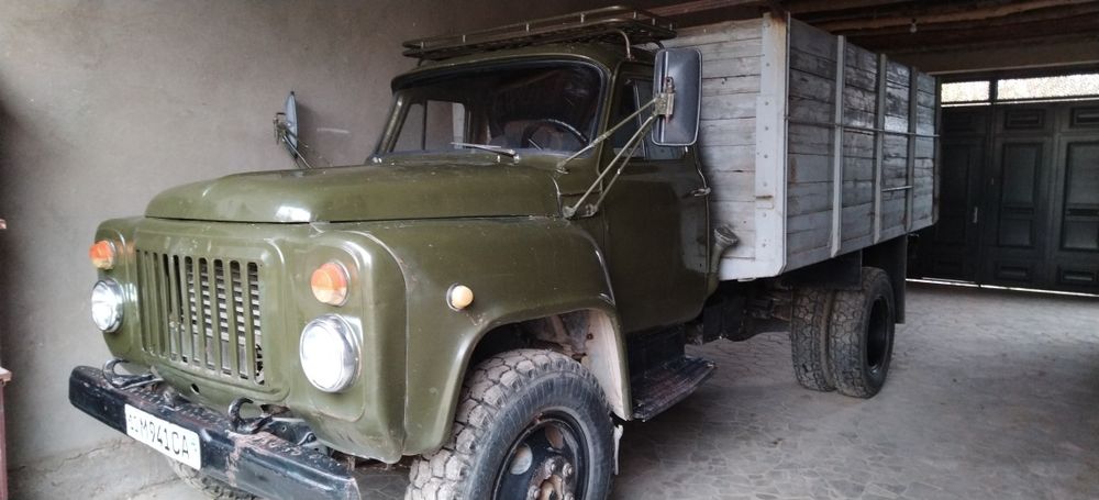 Gaz 52 sotildi, yurib turgan holati yaxshi