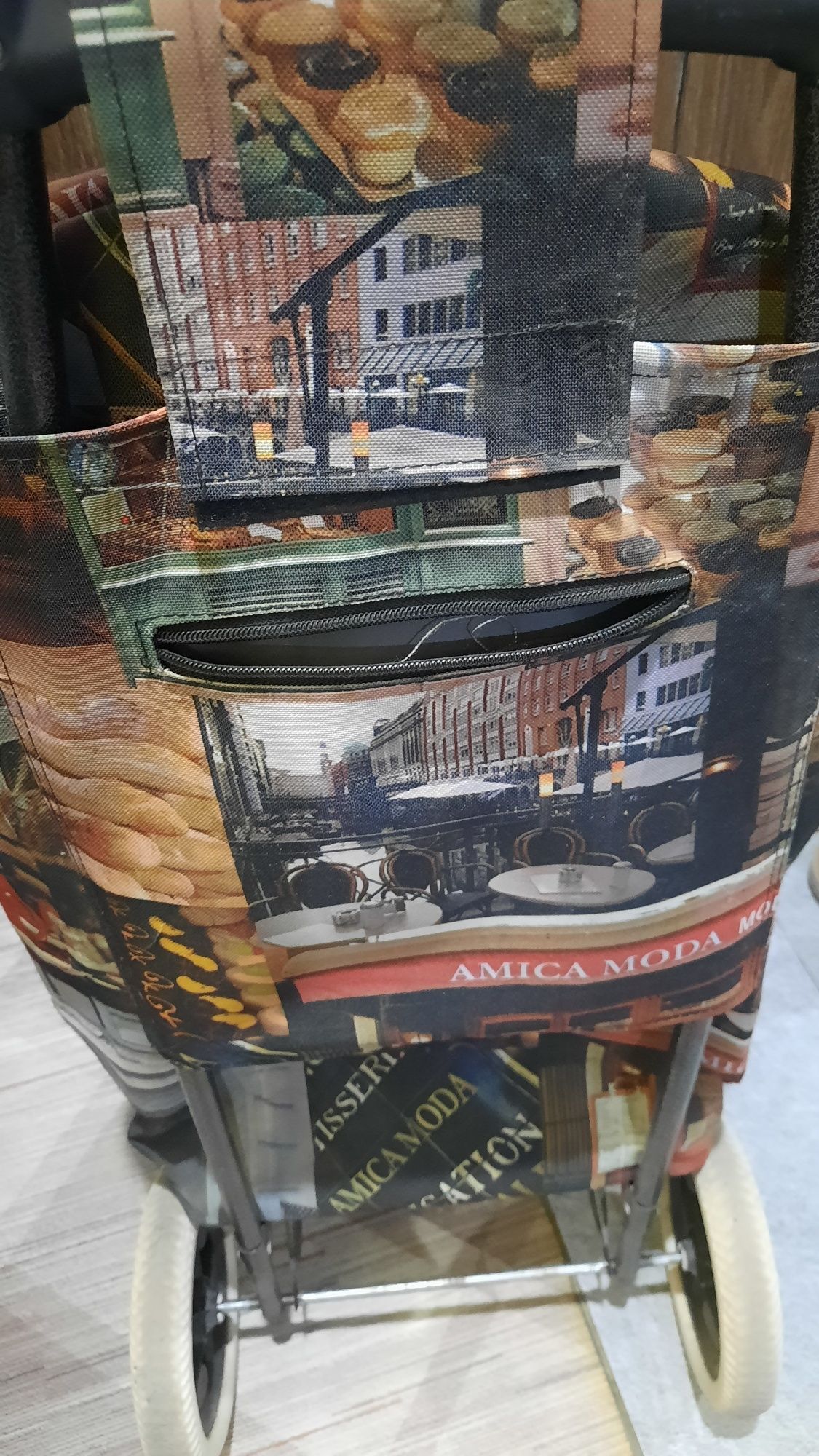 Продам сумку на колёсах