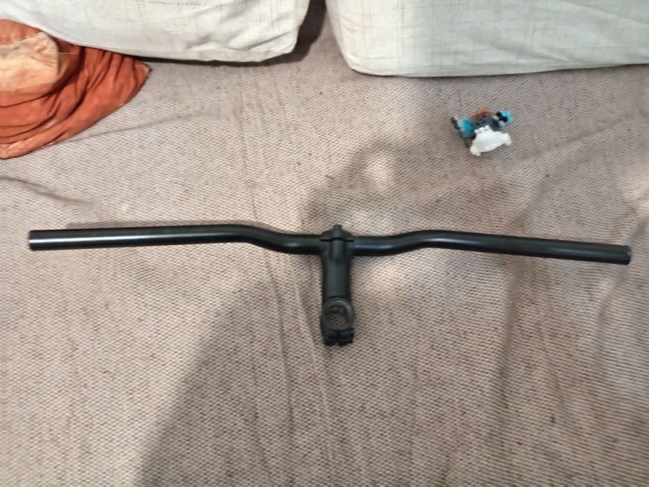 Vând pipă + ghidon noi