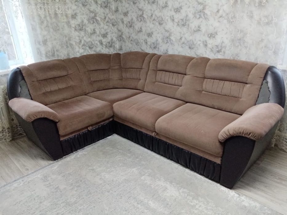 Продам угловой диван