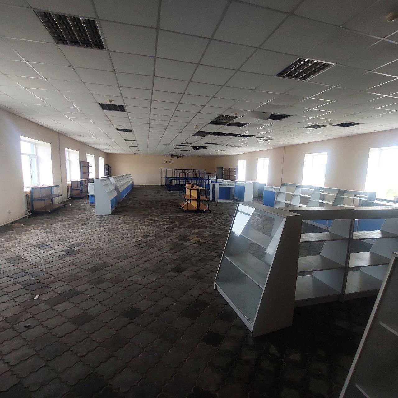 Продам торговый дом Аман Сити