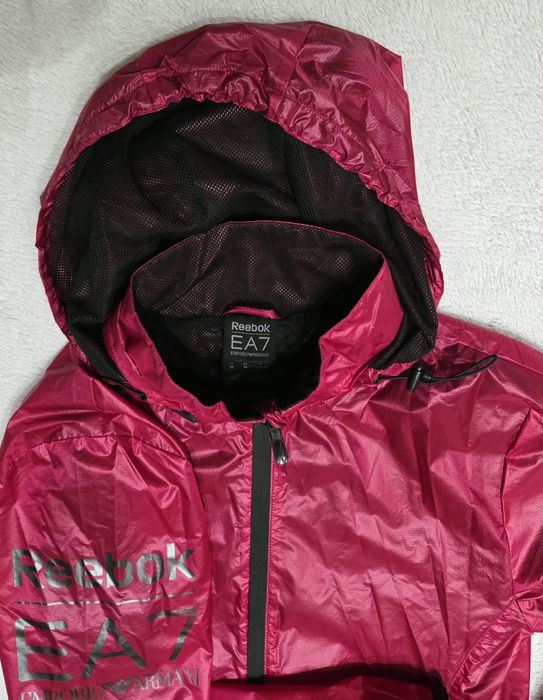 Оригинални ветровки Emporio Armani-EA7