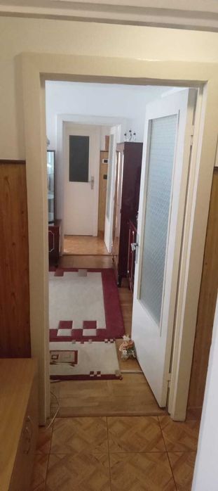 Închiriez apartament 2 camere