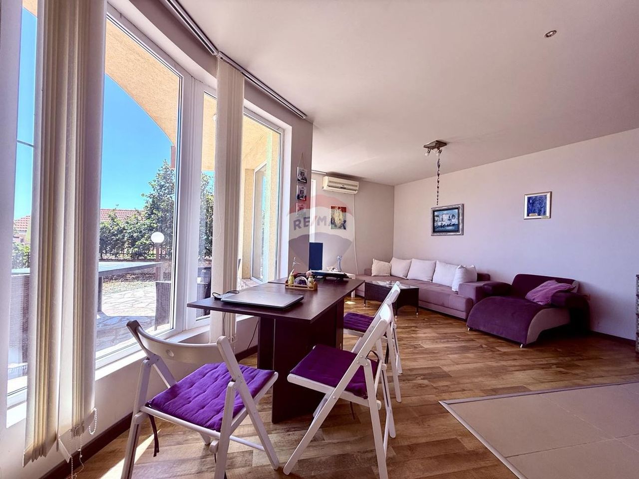 Продава се Двустаен апартамент в Балчик - 61 кв.м за 1558 €/кв.м - Снимка #2