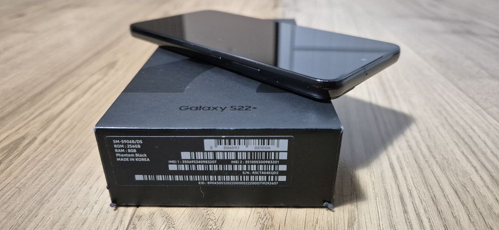 Samsung Galaxy S22+  256Gb