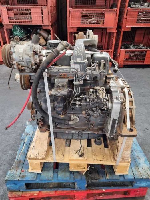 Motor Iveco F4GE0454B  pentru Komatsu WB93R second hand verificat