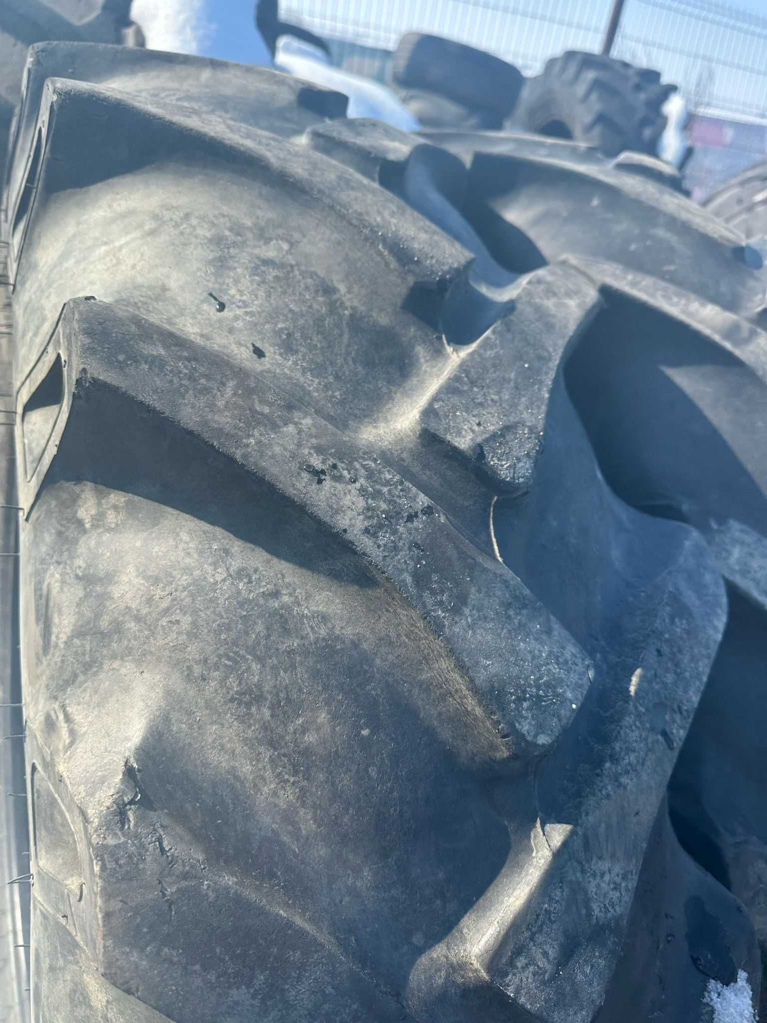 Anvelope sh 14.9 R28 BKT