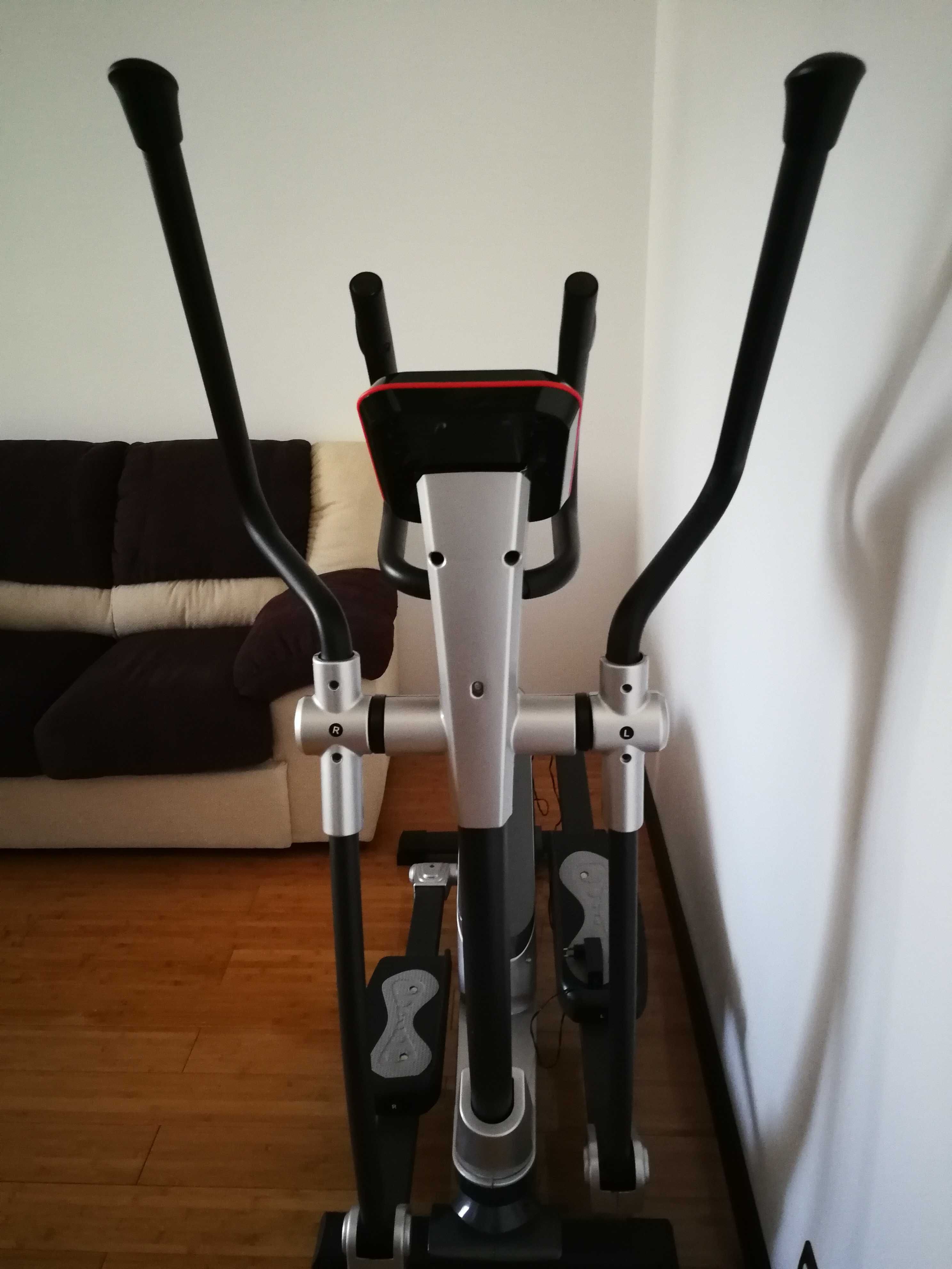 HSF-Bicicleta Eliptica Programabila-modelHB8264ELM+ Manusi fitness