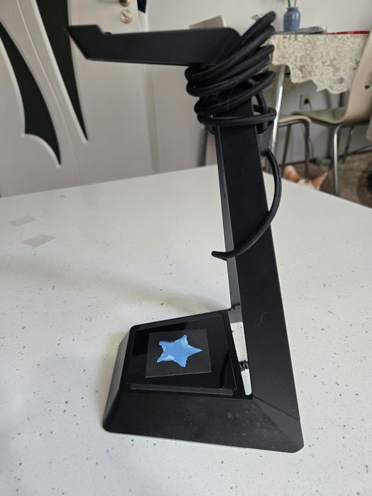 RGB Поставка за слушалки