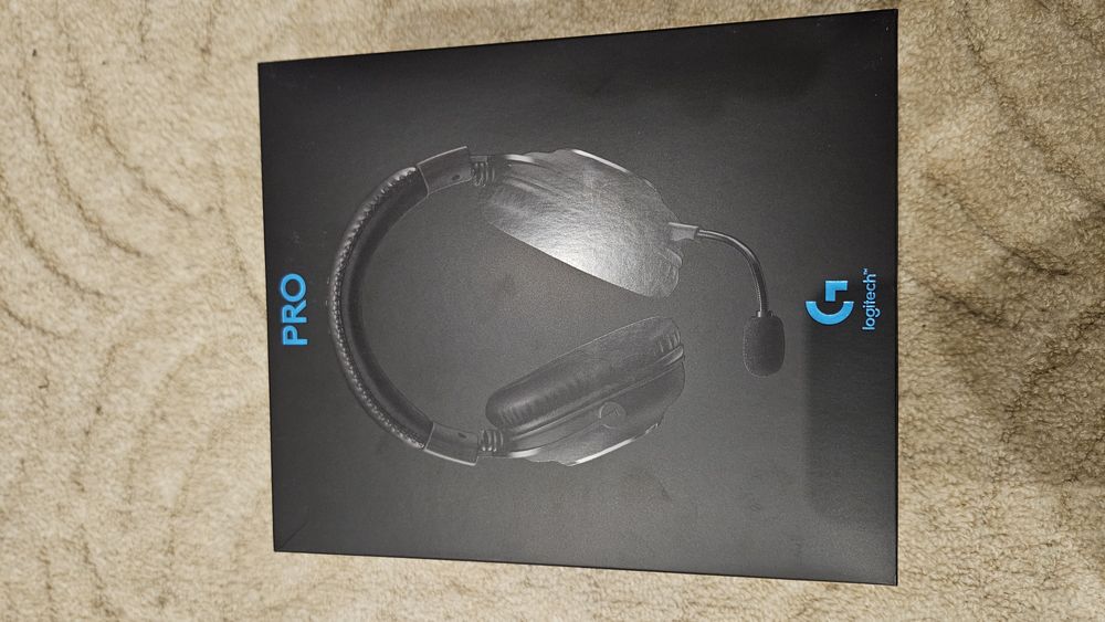 Logitech G pro слушалки