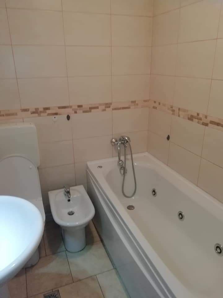 Apartament cu trei camere