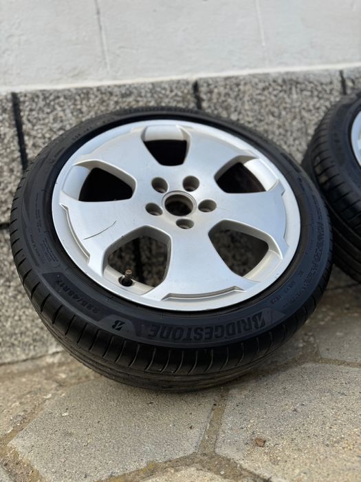 2 бр. Летни гуми BRIDGESTONE 225/45/17 ДОТ5023