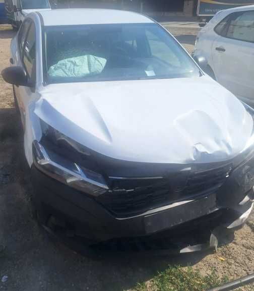 Dacia Logan 2021 benzina si gpl avariat sau rate prin tbi
