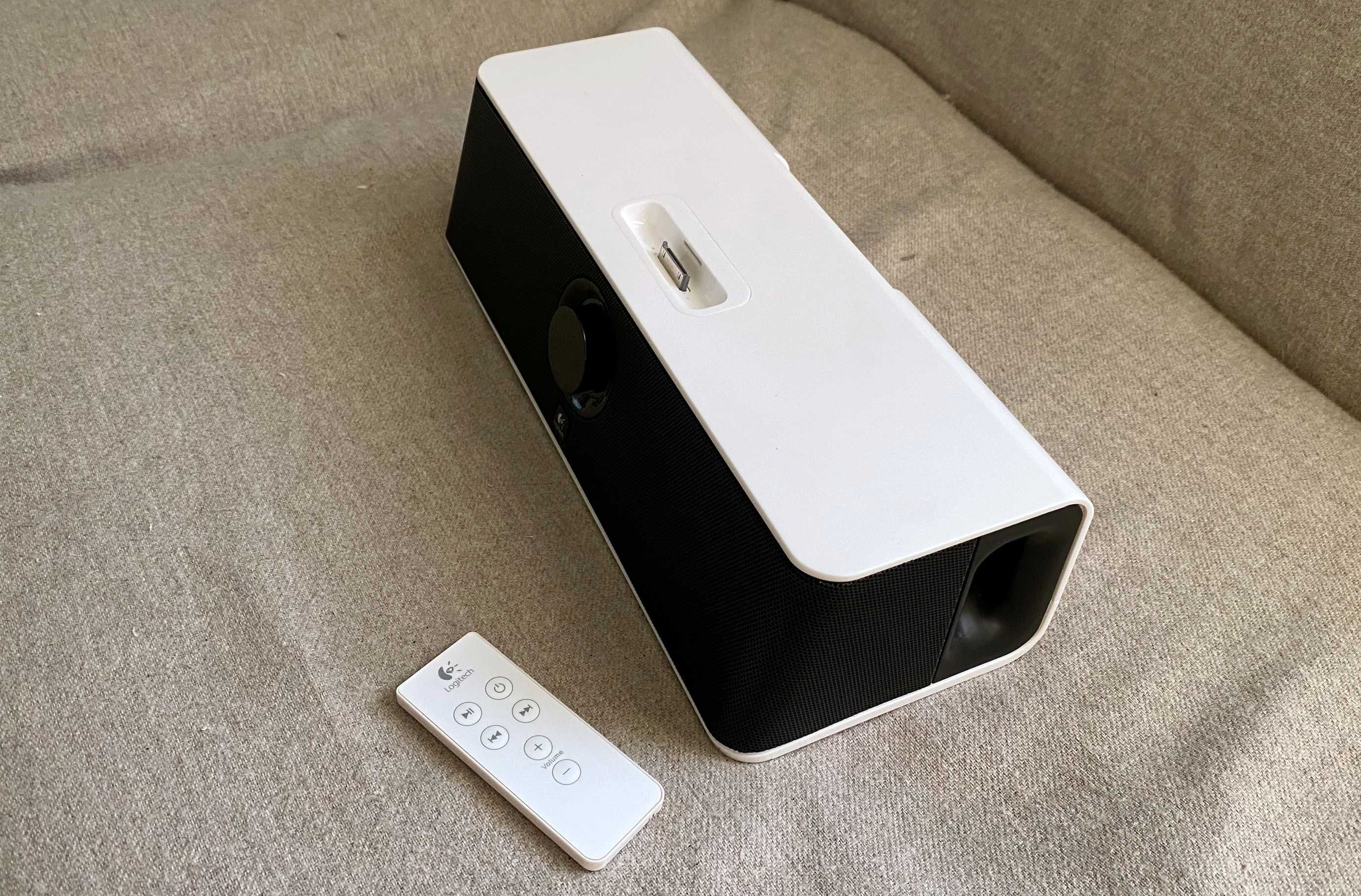 Boxa stereo Logitech Audiostation Express telecomanda aux dok Iphone