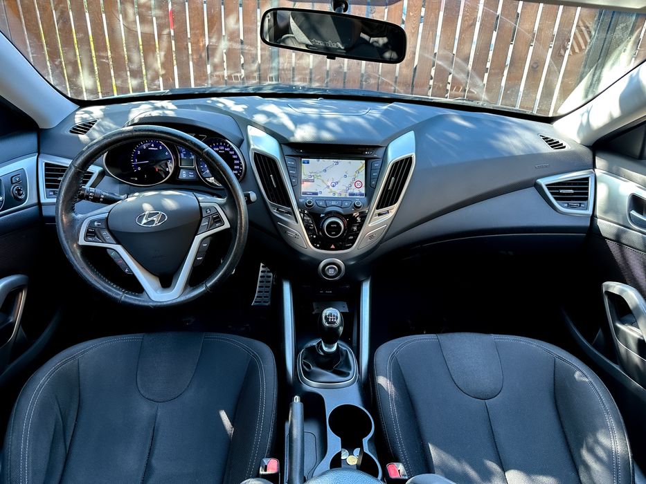 Hyundai Veloster, 1.6GDI, 140CP
