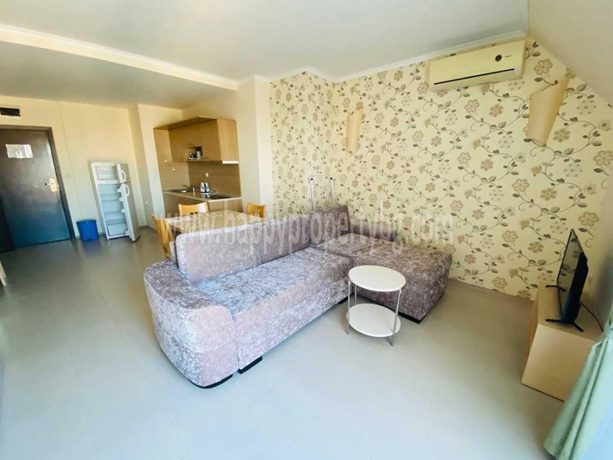 Продава се Двустаен апартамент в Свети Влас - 76 кв.м за 1119 €/кв.м - Снимка #5
