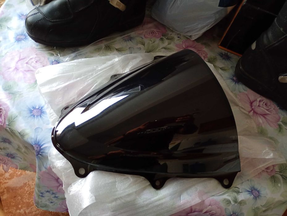 Слюда за Сузуки Suzuki gsxr L0 model