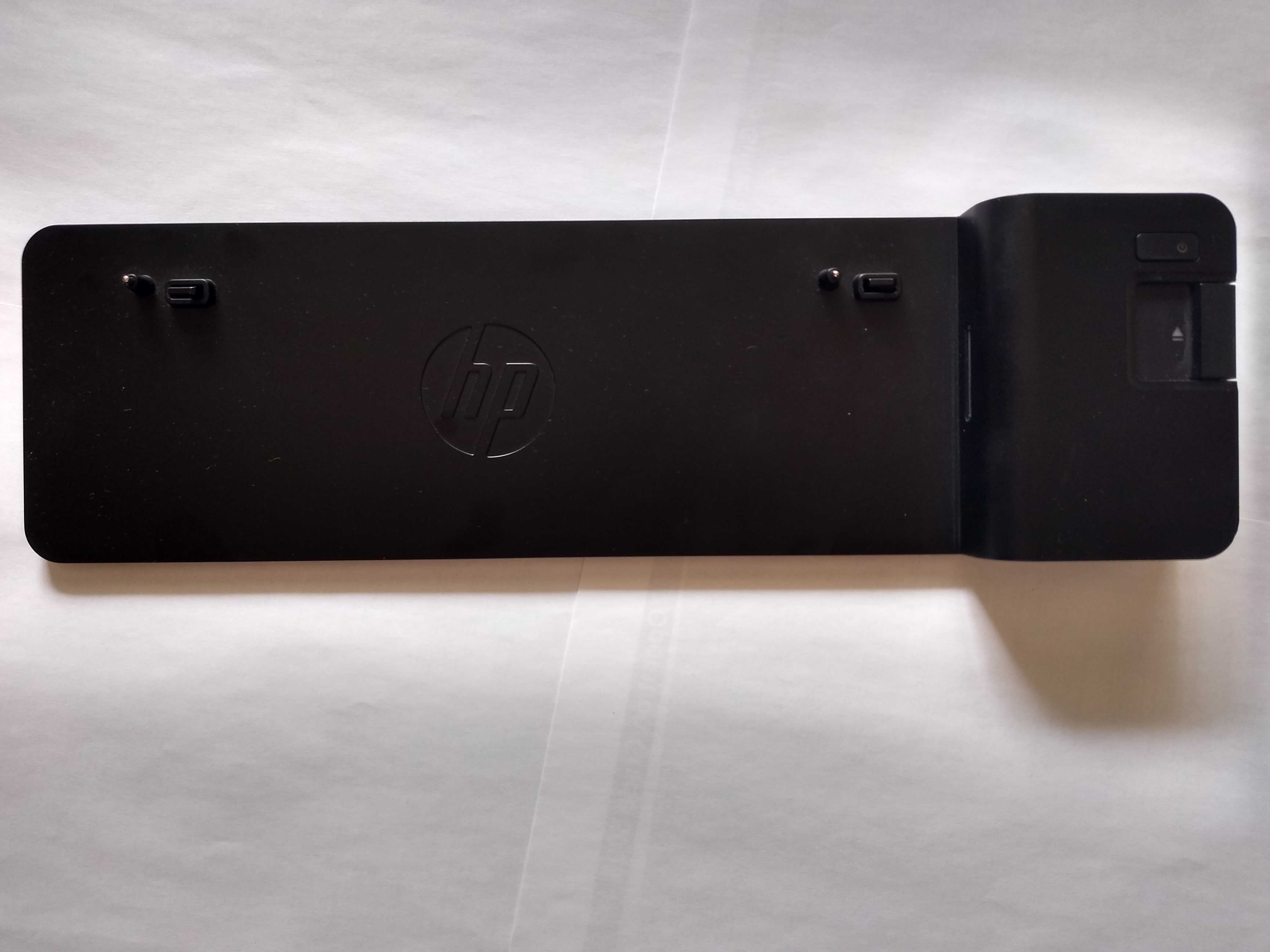 Vând docking station HP 2013 Ultraslim