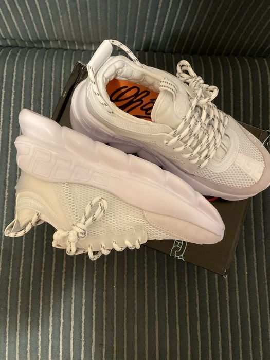 versace chain reaction