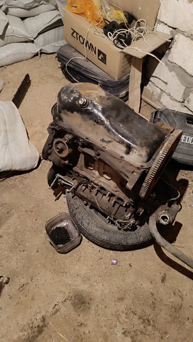 Мотор 16 клоп 2112