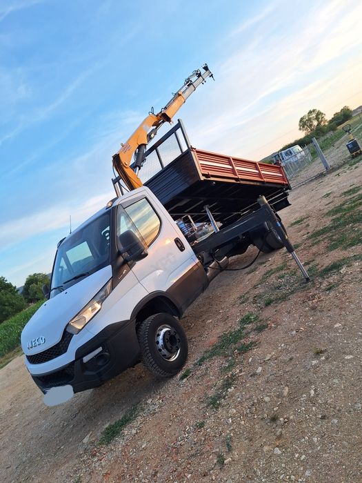 iveco 70c15 basculabil și macara