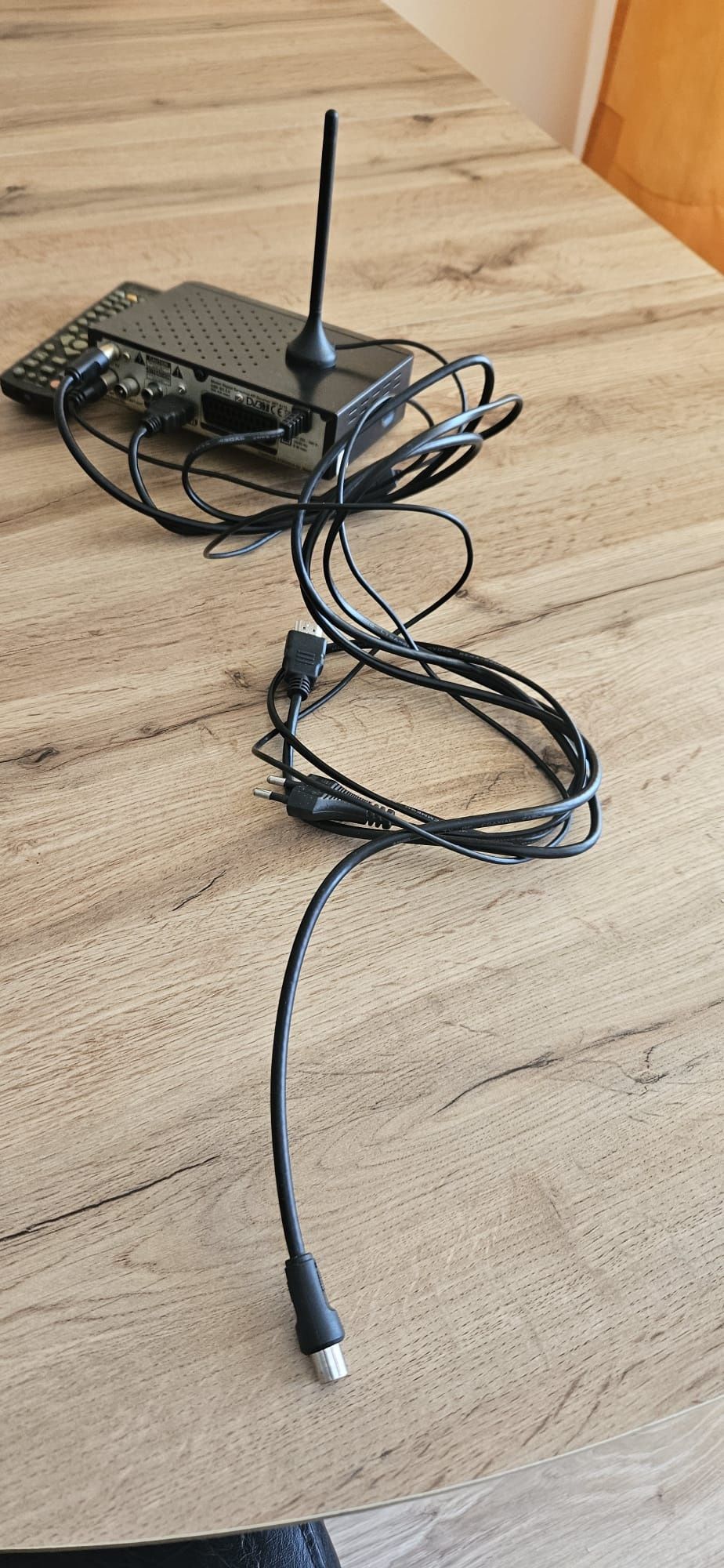Strong HDTV сателитен приемник