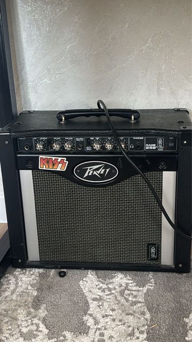 Комбоусилистель peavey rage 258