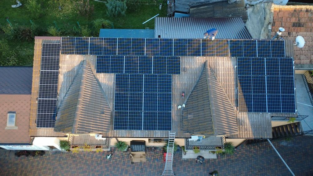 Instalare sisteme fotovoltaice de la 322€/kw/h cu materie