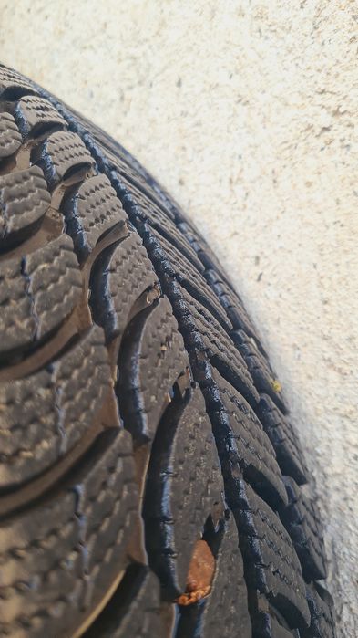 Зимни гуми с джанти '15"  /Рено/ Дачия /Renault/ 185,65,15