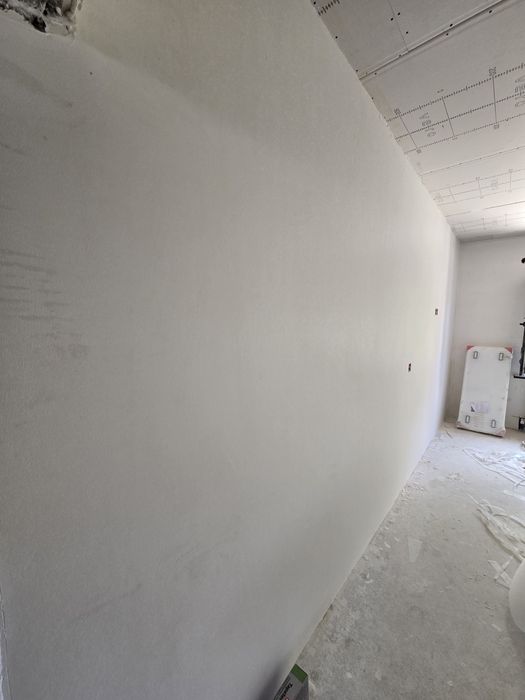 Armstrong patalok, Rotband shitukaturka aparat, gipsakarton, malyarka