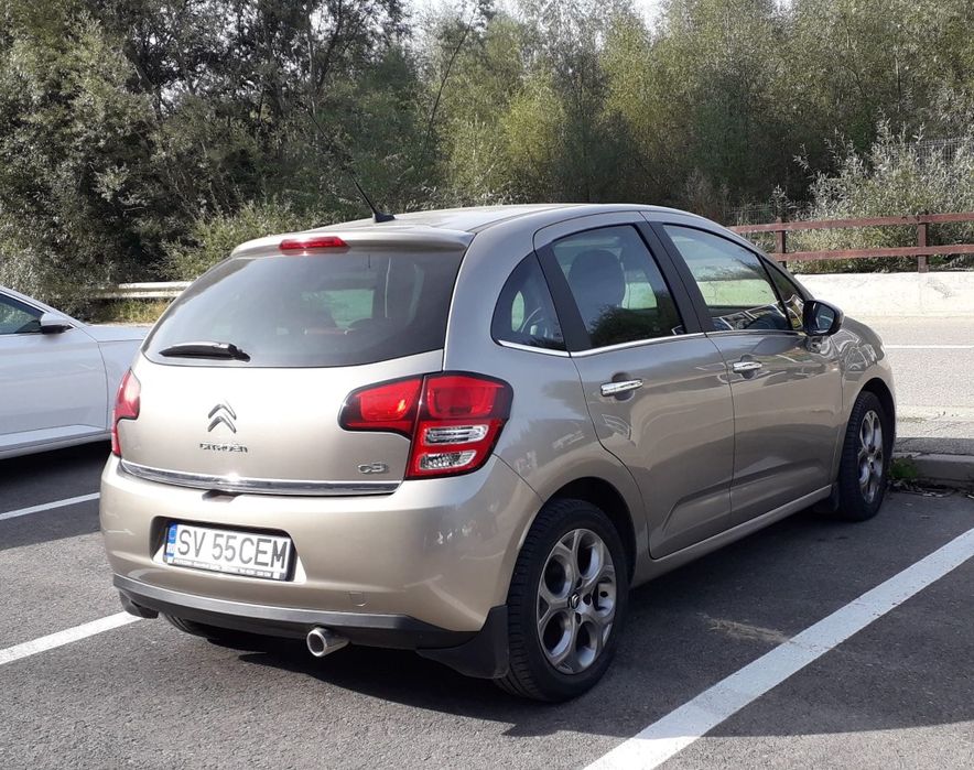 Vând Citroen C3 .
