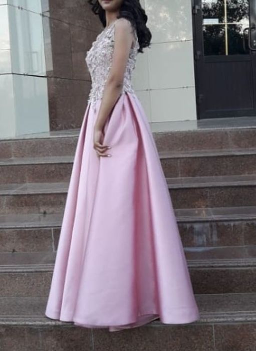 Продам вечернее платье