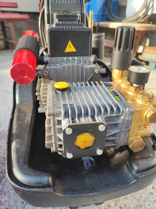 Vand Aparat De Splat cu presiune Monofazat IPC ELITE 1630 M