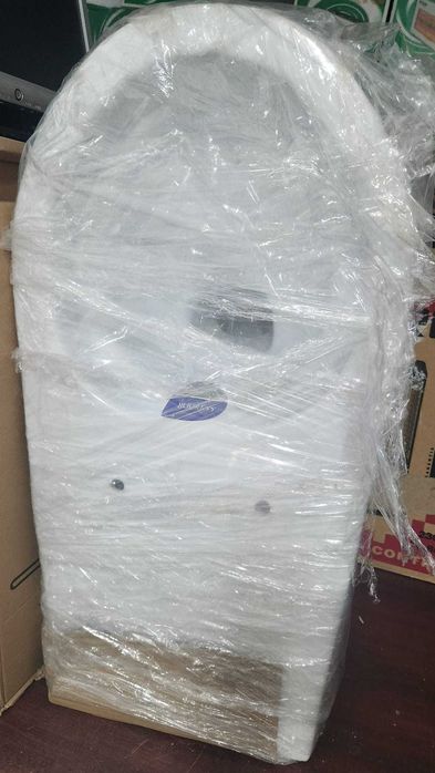 Vas WC suspendat Cersanit, montaj pe perete, ceramica alba