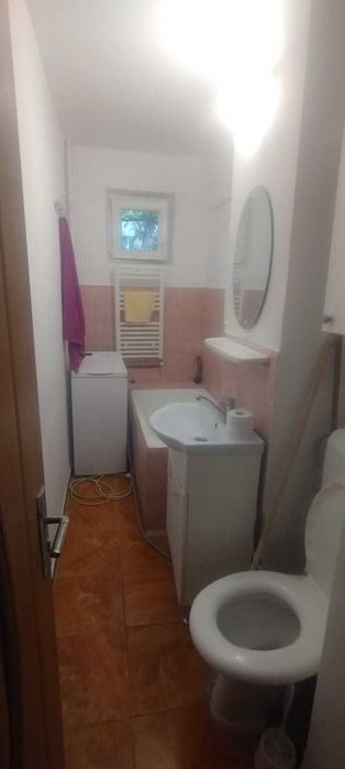 Inchiriez ap. 3 camere Nufarul