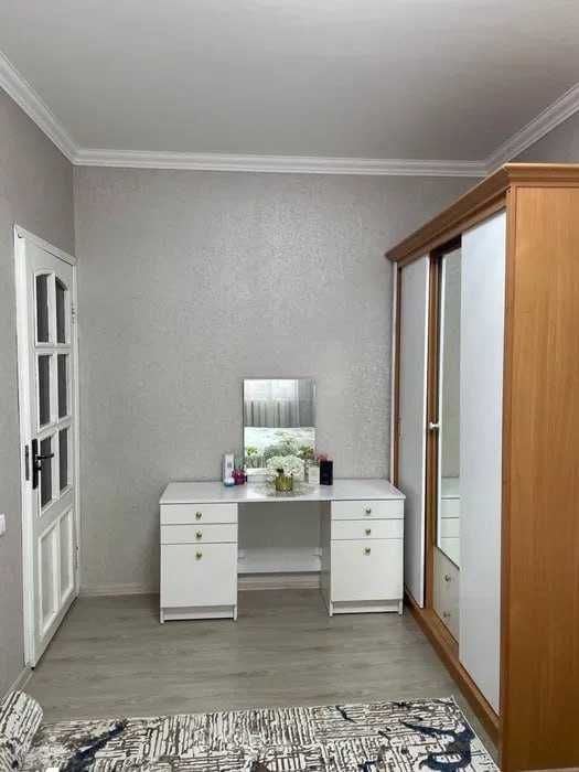 Сдаётся кв Метро Мирзо улугбек 3/2/5 ро-н Чиланзар-8 кв 977*