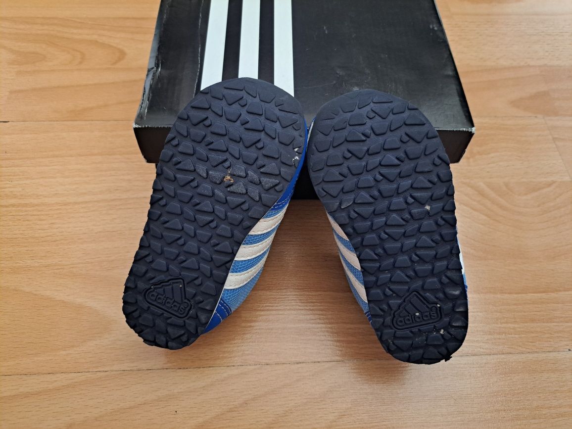 Маратонки Adidas