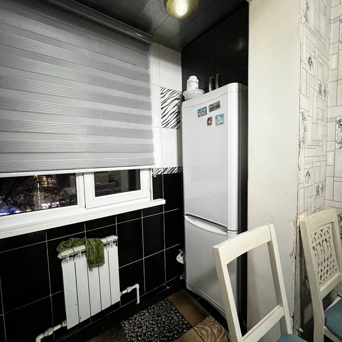 Продам квартиру мирзо улугбек район массив ялангач