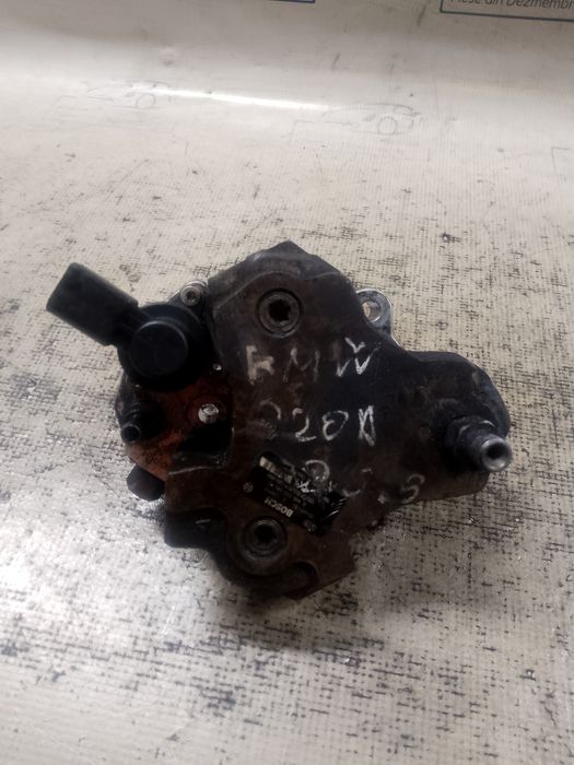 pompa injectie bmw 320 motorina 2007