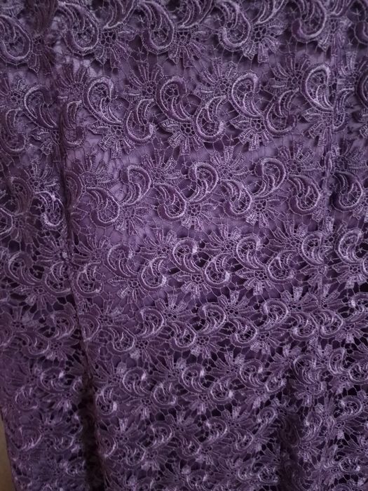 Rochie mov cu dantela suprapusa