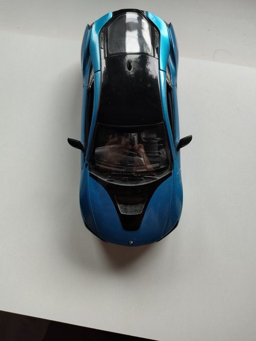 macheta metalica BMW I8 masina de colectie