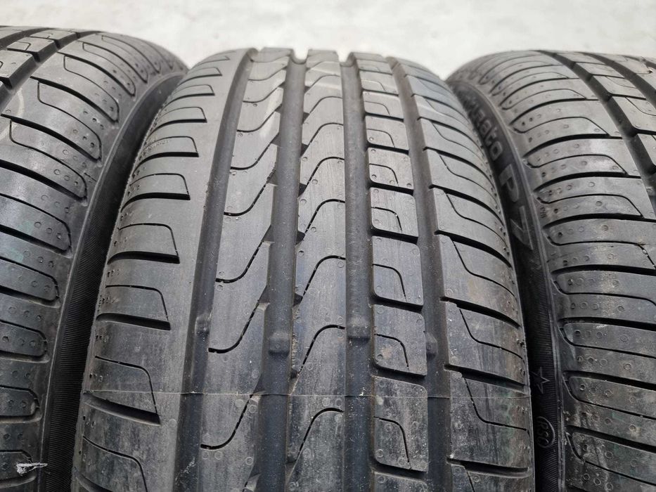 4 Anvelope de VARA 205.45.17 'Pirelli' Runflat ; NOI