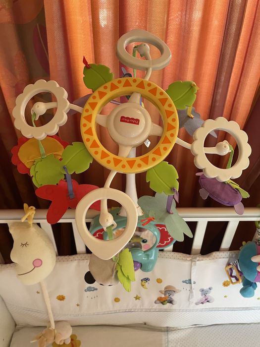 Музикална въртележка Fisher price 4 в 1