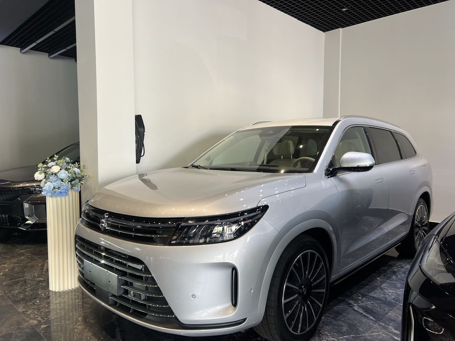 Aito m7 hybrid  1200 km