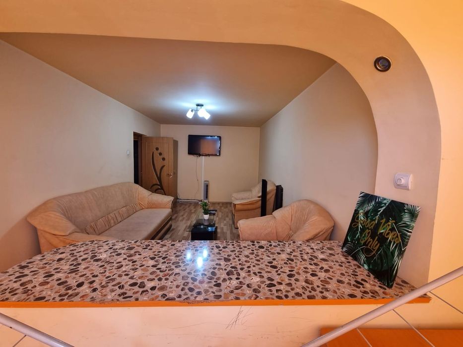 Închiriere apartament 2 camere, Ploiești, zona Vest