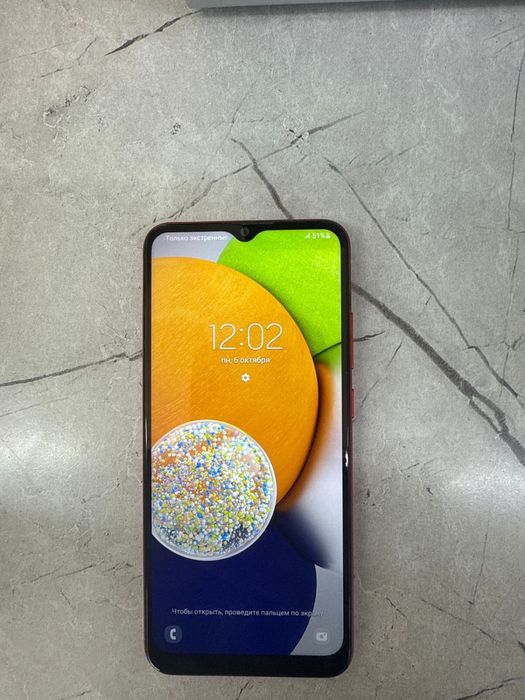Продам телефон Samsung  64Gb