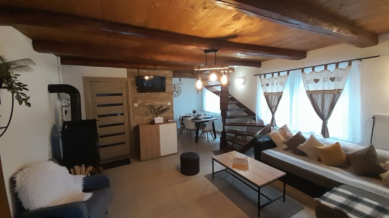 Casa de vacanță cu ciubăr hidromasaj