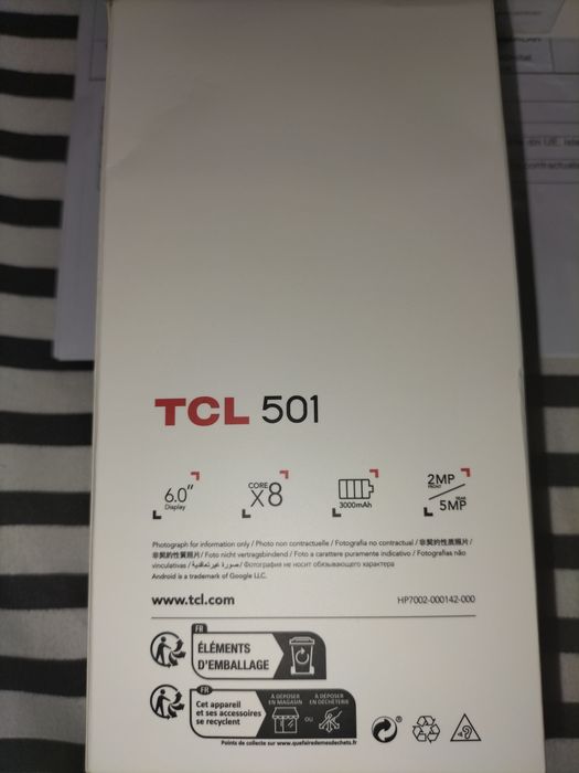 Vand telefon mobil TLC 501 Nou Garantie