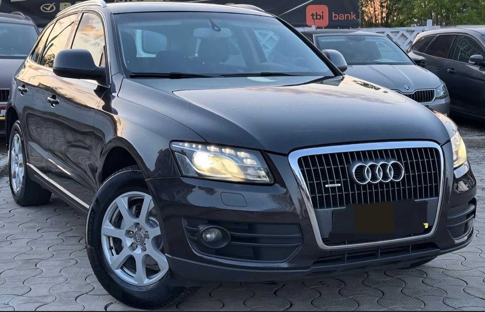 AUDI Q5  2,0 TFSI Quattro S tronic