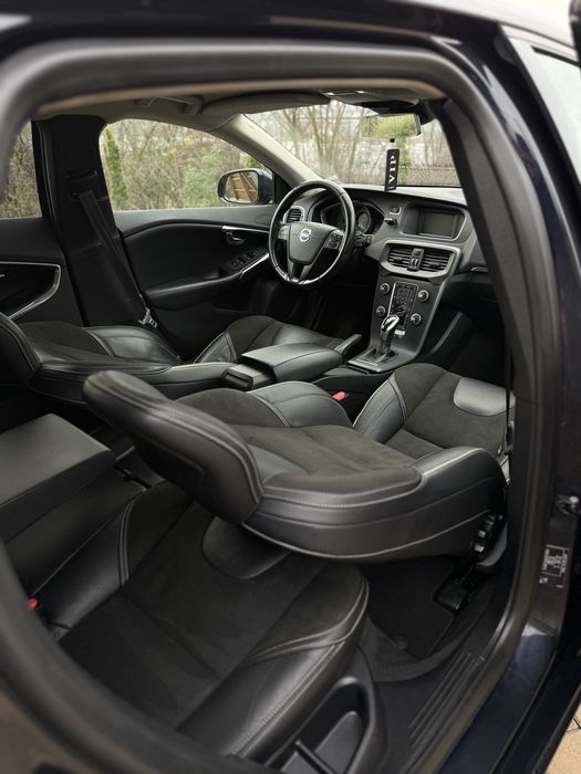 Volvo V40 Euro 6 /Automat/Alcantara